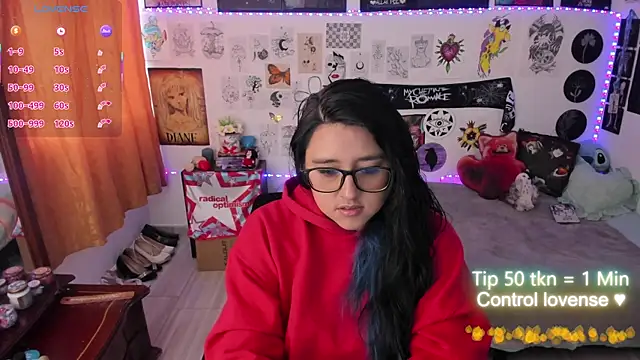 Snapshot of Cherry_blush_ chatting on 10, 4, 2026 Cherry blush online show from 10, 4, 2026