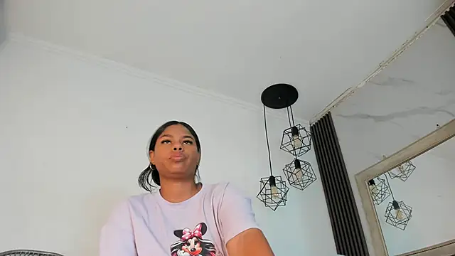 keyla mejia online show from 11, 5, 2026