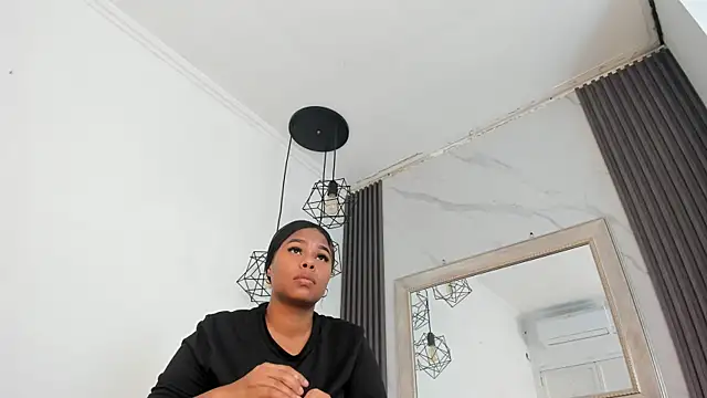 Snapshot of keyla_mejia chatting on 25, 6, 2026 keyla mejia online show from 25, 6, 2026