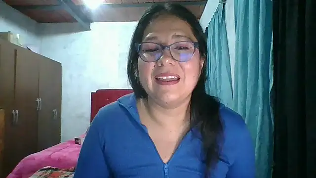 scarlett widow  online show from 19, 11, 2025