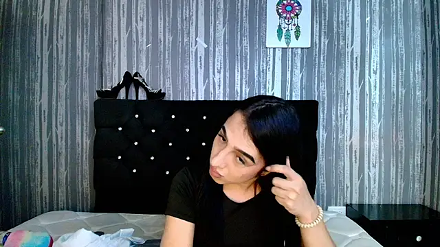 Alicee Moonn online show from 14, 1, 2026