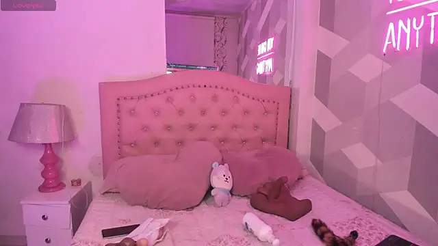 Snapshot of BiancaShermann chatting on 7, 3, 2026 BiancaShermann online show from 7, 3, 2026