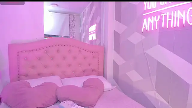 Snapshot of BiancaShermann chatting on 12, 3, 2026 BiancaShermann online show from 12, 3, 2026