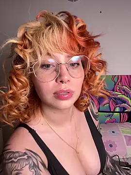 Snapshot of YunoRose_ chatting on 23, 10, 2025 YunoRose  online show from 23, 10, 2025