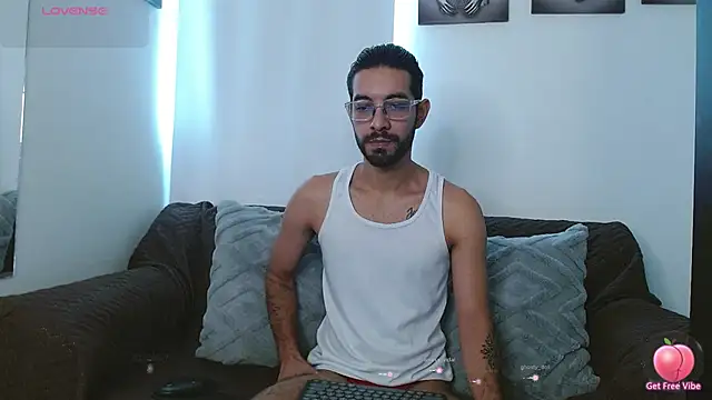 Snapshot of ReyPablo1 chatting on 5, 11, 2025 ReyPablo1 online show from 5, 11, 2025