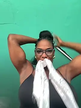 Bustykeyla online show from 2, 6, 2026