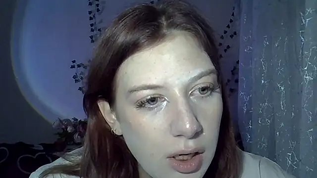 Lily Ember online show from 5, 11, 2025