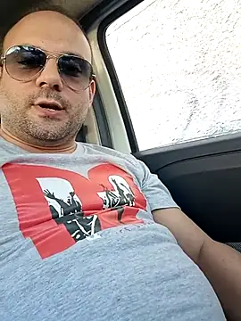 cazzoduroduro26 online show from 3, 5, 2026