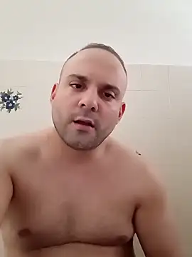 cazzoduroduro26 online show from 7, 5, 2026
