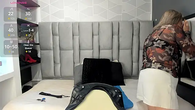 Snapshot of Charlot_milf chatting on 10, 2, 2026 Charlot milf online show from 10, 2, 2026