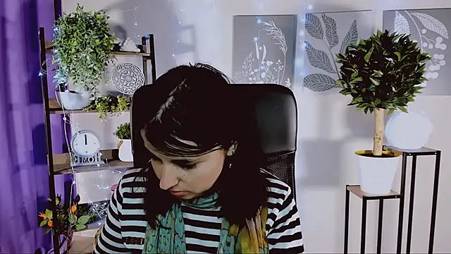 Snapshot of MartaEdams chatting on 15, 4, 2026 MartaEdams online show from 15, 4, 2026