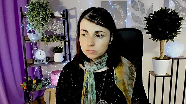 Snapshot of MartaEdams chatting on 5, 5, 2026 MartaEdams online show from 5, 5, 2026
