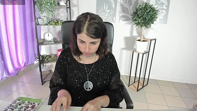 MartaEdams online show from 15, 6, 2026