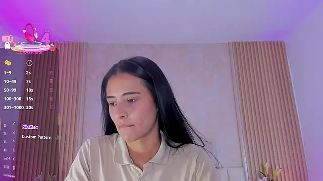 Snapshot of ZOEBARLOWE chatting on 14, 10, 2025 ZOEBARLOWE online show from 14, 10, 2025