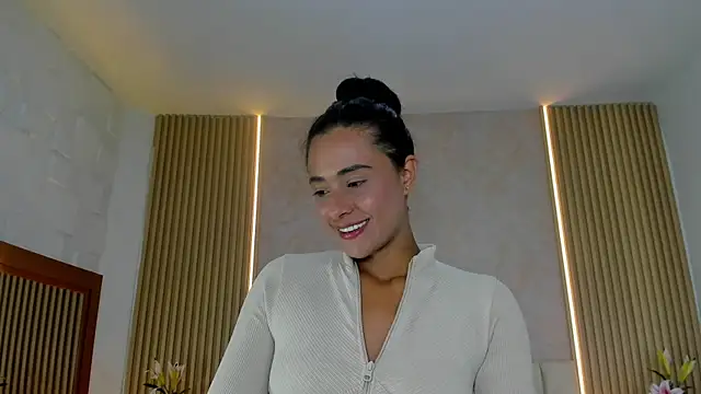 Snapshot of ZOEBARLOWE chatting on 28, 10, 2025 ZOEBARLOWE online show from 28, 10, 2025