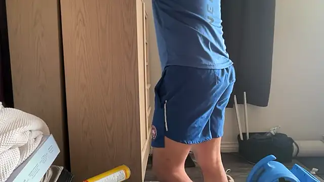 kSwisssxxx online show from 4, 12, 2025