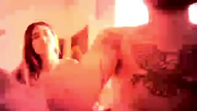 parejajuguetona420 online show from 18, 12, 2025