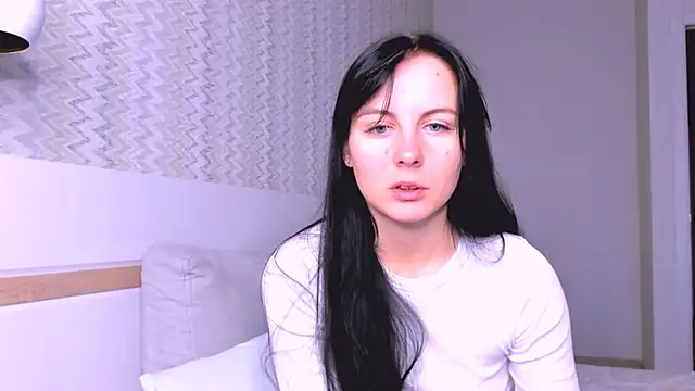 Snapshot of Elle_Pearl_ chatting on 23, 12, 2025 Elle Pearl online show from 23, 12, 2025