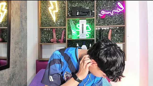 Felipe boy1 online show from 18, 9, 2025