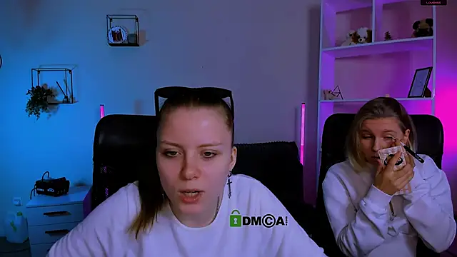 foxy tease  online show from 9, 11, 2025