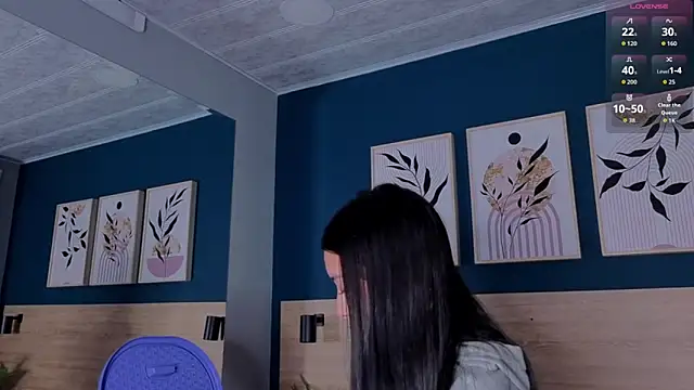 Snapshot of SarahMiler_ chatting on 15, 9, 2025 SarahMiler  online show from 15, 9, 2025