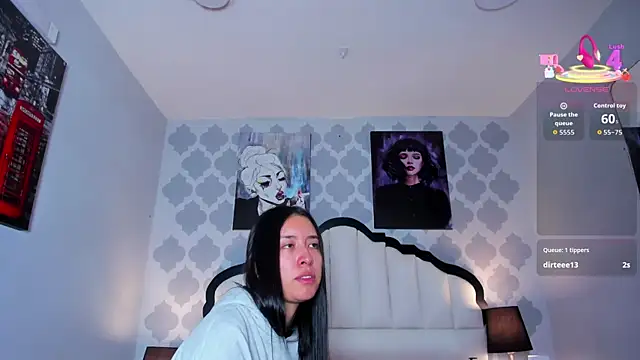 Snapshot of SarahMiler_ chatting on 9, 11, 2025 SarahMiler online show from 9, 11, 2025