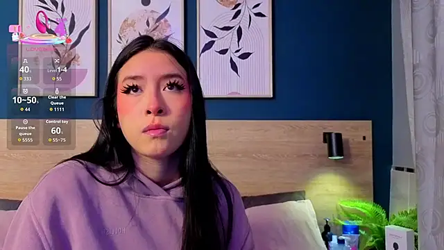 Snapshot of SarahMiler_ chatting on 15, 1, 2026 SarahMiler online show from 15, 1, 2026