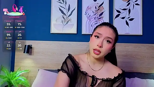 Snapshot of SarahMiler_ chatting on 17, 1, 2026 SarahMiler online show from 17, 1, 2026