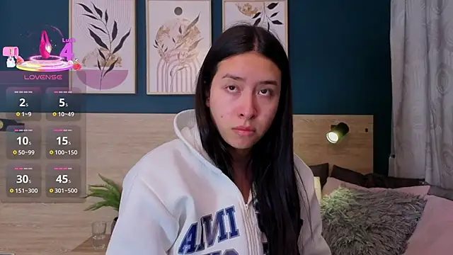 Snapshot of SarahMiler_ chatting on 26, 2, 2026 SarahMiler online show from 26, 2, 2026