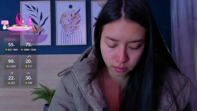 Snapshot of SarahMiler_ chatting on 10, 3, 2026 SarahMiler online show from 10, 3, 2026