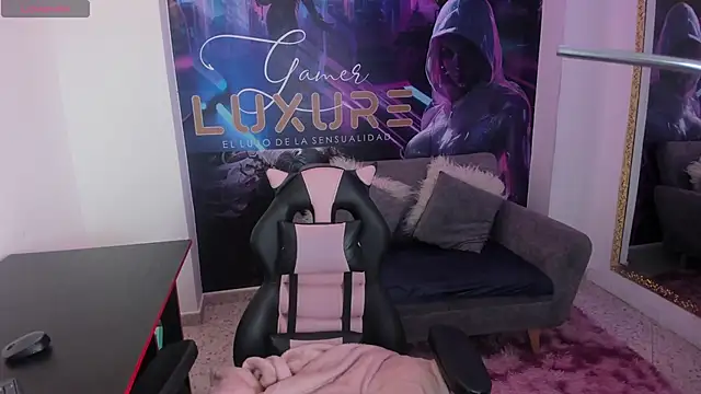 Snapshot of Liamartinn chatting on 30, 10, 2025 Liamartinn online show from 30, 10, 2025