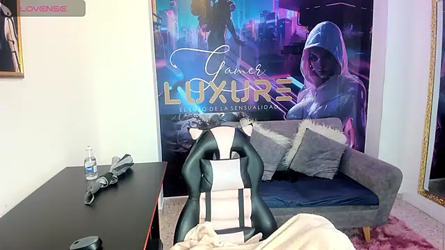 Snapshot of Liamartinn chatting on 31, 10, 2025 Liamartinn online show from 31, 10, 2025