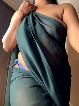 Snapshot of Cute-Sakhi chatting on 22, 10, 2025 Cute-Sakhi online show from 22, 10, 2025