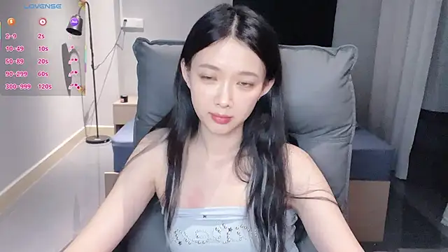 NiNi-baby520 online show from 8, 11, 2025