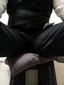 Snapshot of PROMYLOVE chatting on 16, 12, 2025 PROMYLOVE online show from 16, 12, 2025