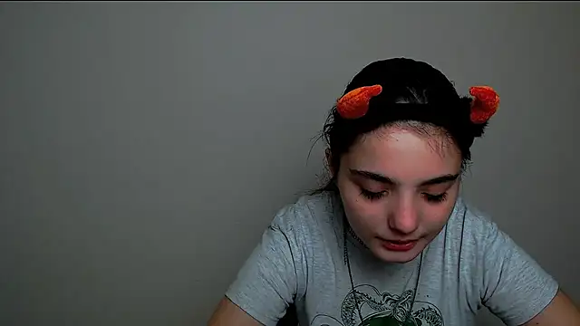 Sun Shine   online show from 10, 10, 2025