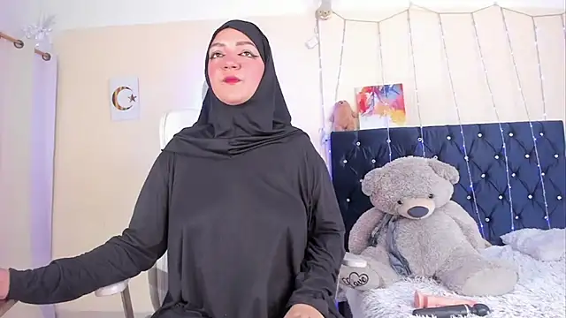 Snapshot of Dana-Alabi chatting on 15, 9, 2025 Dana-Alabi online show from 15, 9, 2025