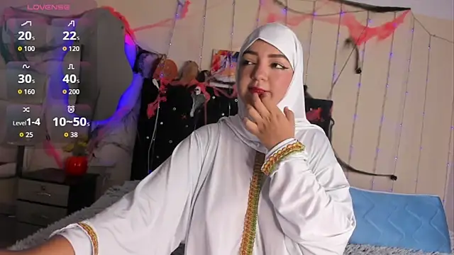 Snapshot of Dana-Alabi chatting on 30, 10, 2025 Dana-Alabi online show from 30, 10, 2025