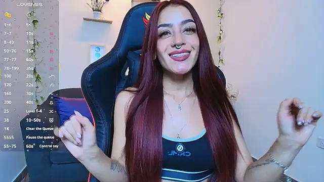 Snapshot of ViolethRosse chatting on 18, 12, 2025 ViolethRosse online show from 18, 12, 2025