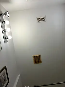 Snapshot of julio_p chatting on 4, 10, 2025 julio p online show from 4, 10, 2025