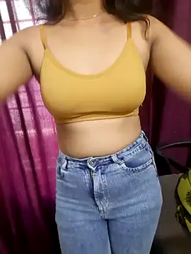 Snapshot of Monalisa670 chatting on 24, 9, 2025 Monalisa670 online show from 24, 9, 2025