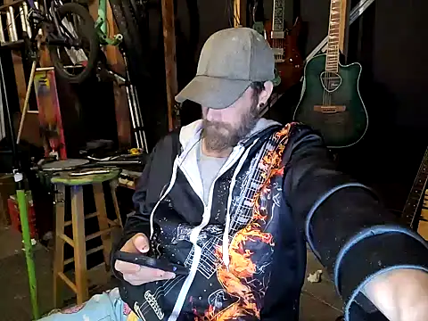 thejuicybacon online show from 8, 10, 2025