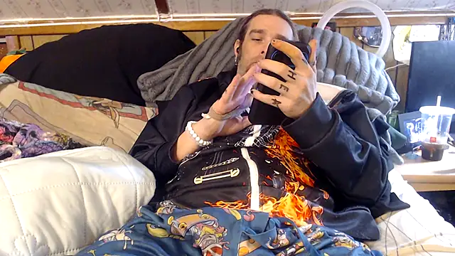 thejuicybacon online show from 27, 10, 2025