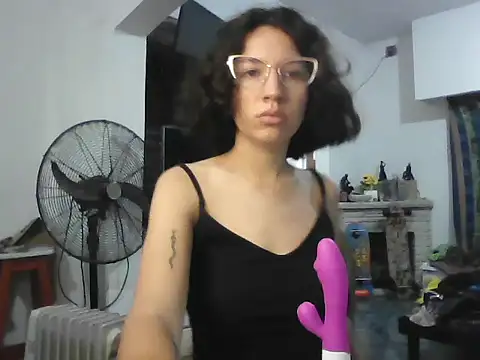 Snapshot of loliporomero chatting on 21, 9, 2025 loliporomero online show from 21, 9, 2025