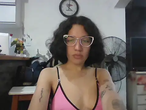 loliporomero online show from 2, 10, 2025