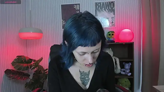Snapshot of kattusauruss chatting on 12, 9, 2025 kattusauruss online show from 12, 9, 2025