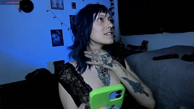 Snapshot of kattusauruss chatting on 21, 10, 2025 kattusauruss online show from 21, 10, 2025