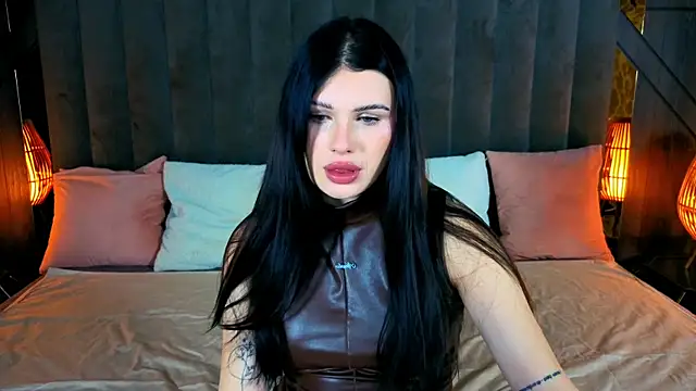 Snapshot of Neyla_Charm chatting on 29, 9, 2025 Neyla Charm online show from 29, 9, 2025