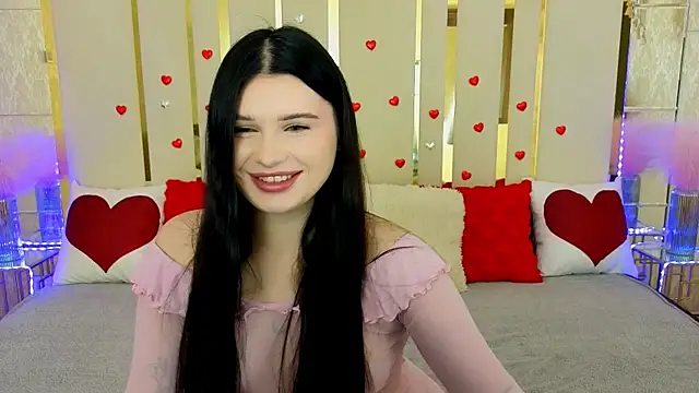 Snapshot of Neyla_Charm chatting on 16, 2, 2026 Neyla Charm online show from 16, 2, 2026