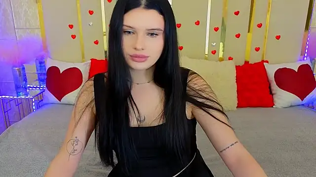 Snapshot of Neyla_Charm chatting on 17, 2, 2026 Neyla Charm online show from 17, 2, 2026